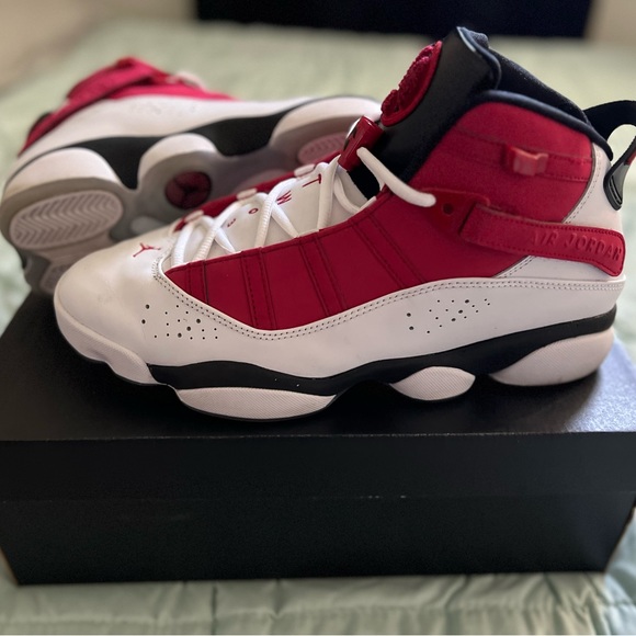 Jordan 6 Rings - Picture 3 of 7